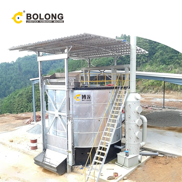 Composting machine: the core weapon for organic fertilizer production